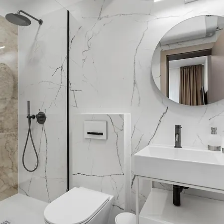 Luxury Diva 1 Apartment *