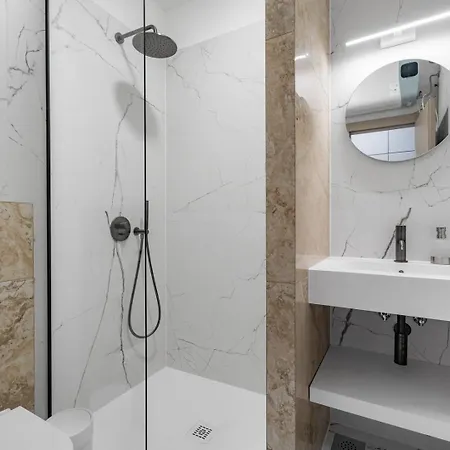 Luxury Diva 1 Apartment *